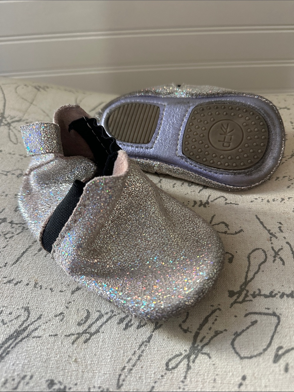 Freshly Picked Sparkle Slip-On Kids moccasin Shoes Slipper Glitter 5